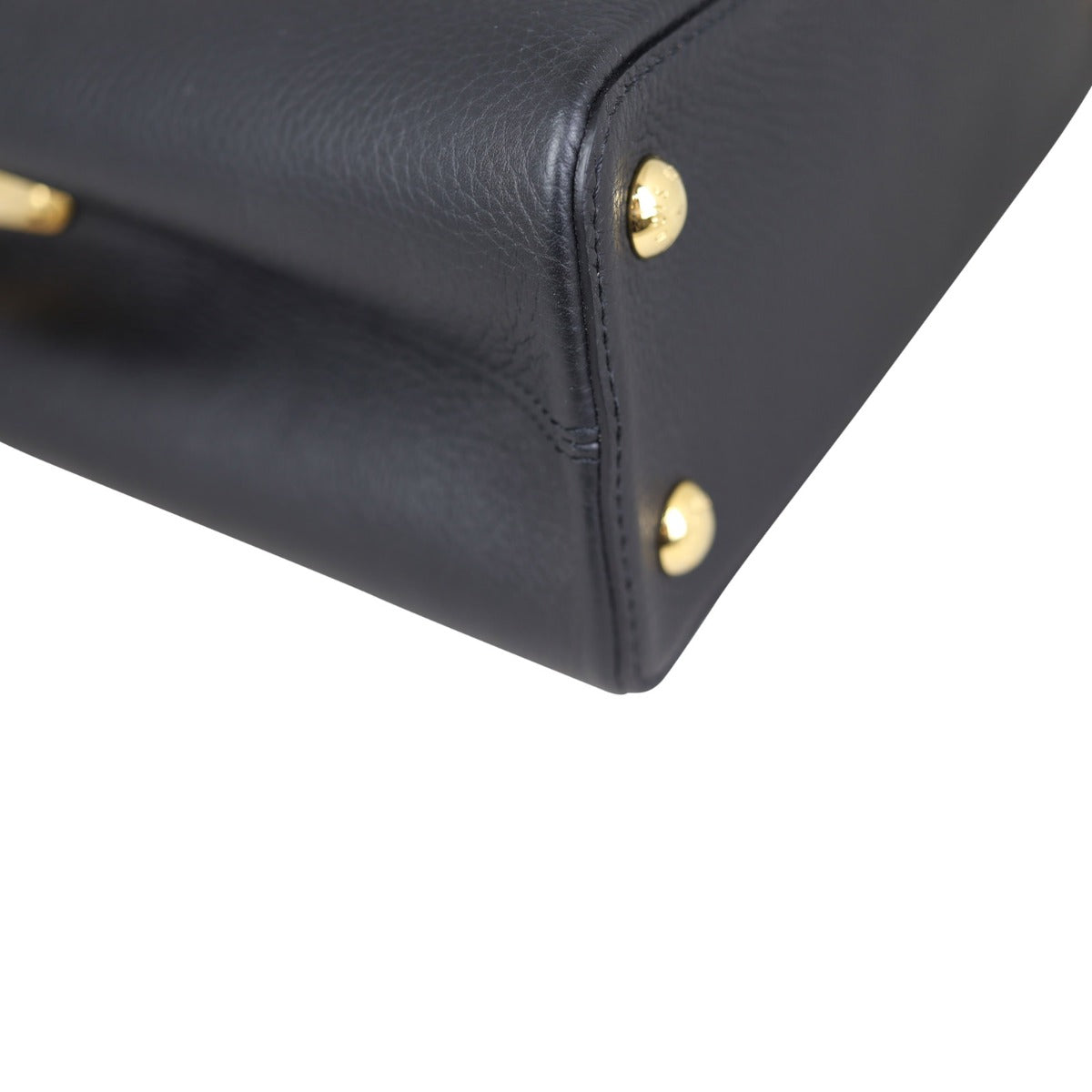 Louis Vuitton Capucines MM