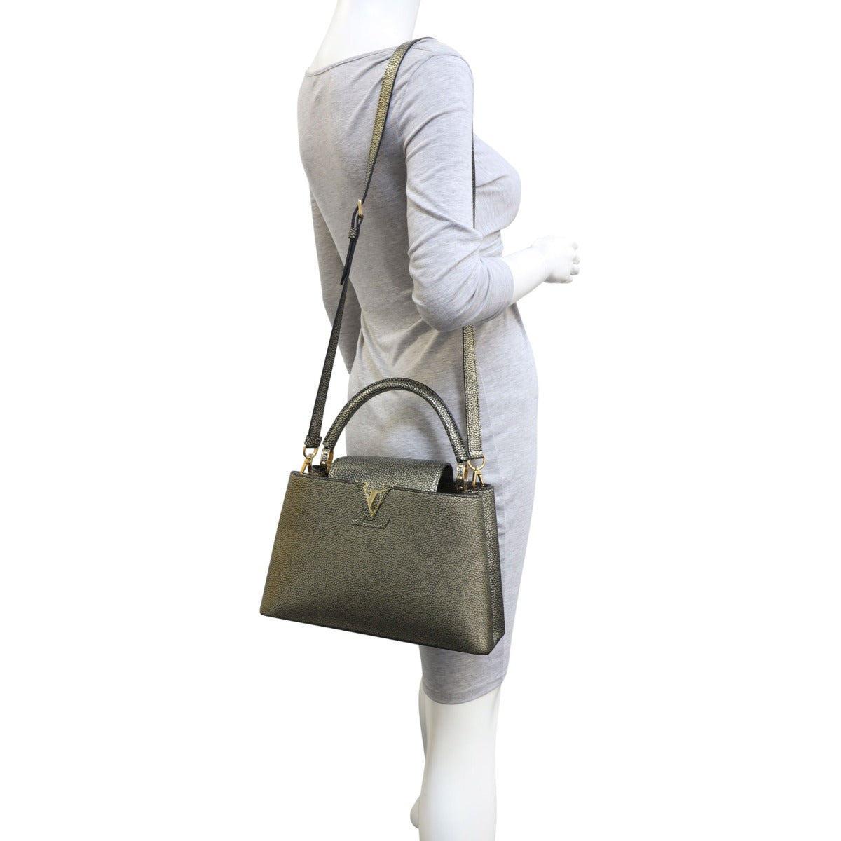 Louis Vuitton Capucines MM