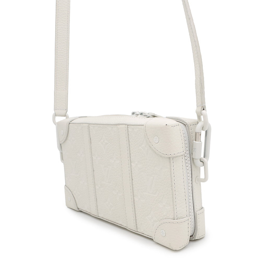 LOUIS VUITTON Soft Trunk / Wallet WhiteM80146 Monogramã»Taurillon LV Friend