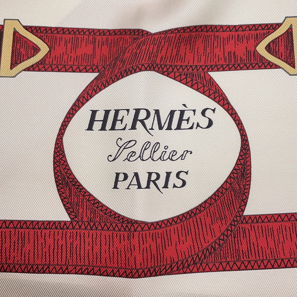 HERMES Carre Apron Doll Size 90 Caramel / CrÃ¨me / All Silk100%