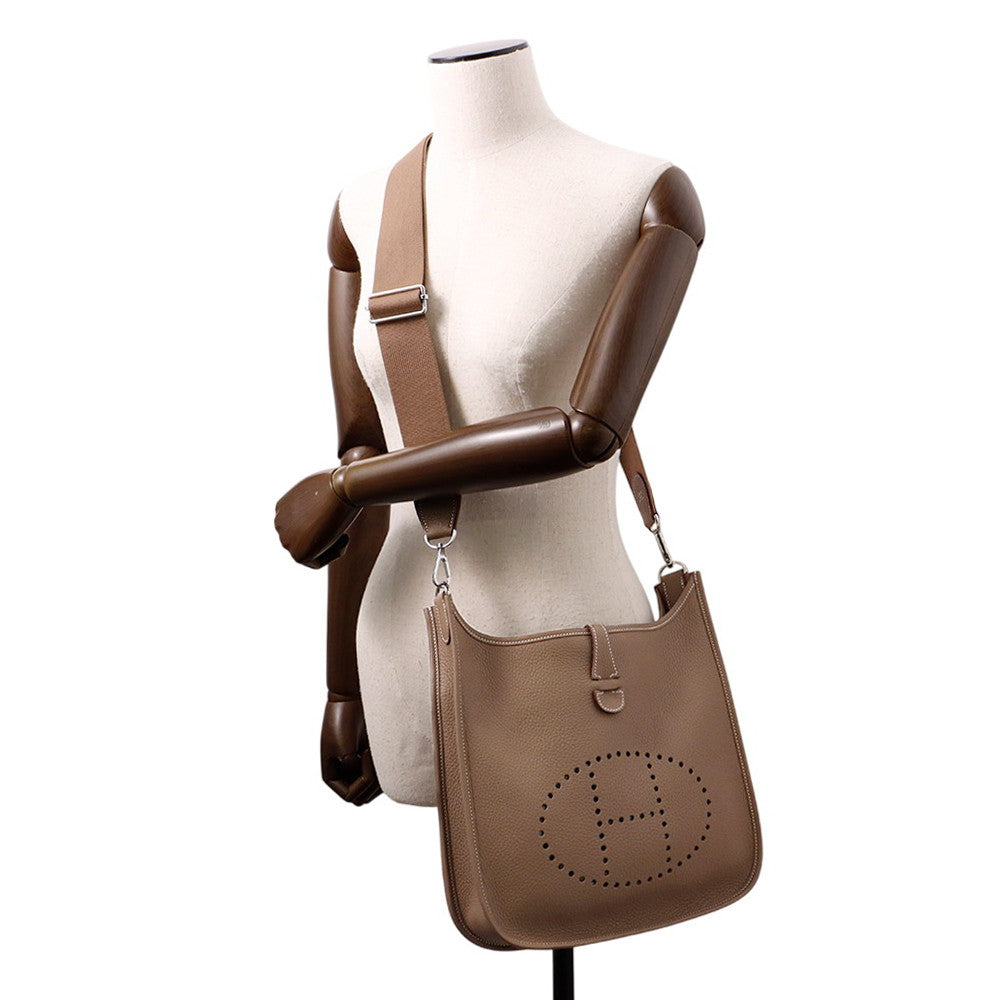 HERMES Evelyne3 Etoupe Taurillon Clemence Size PM