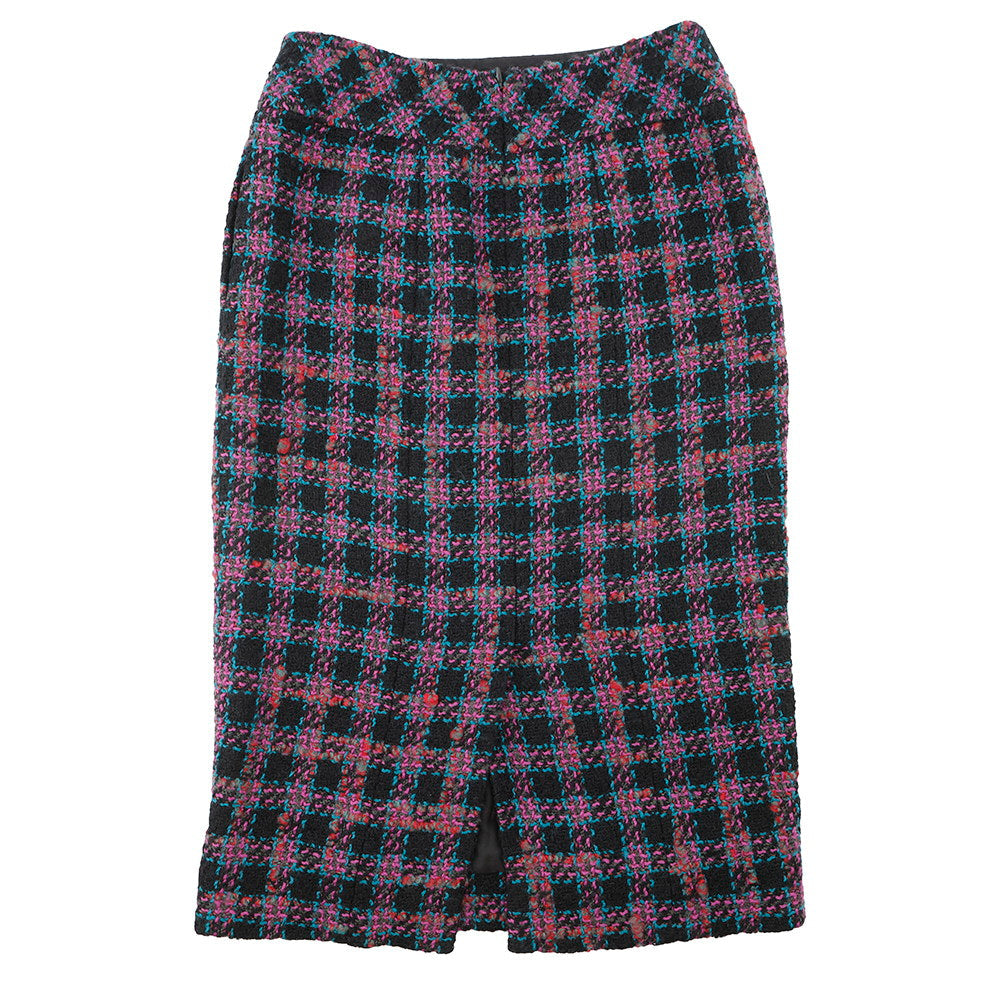 CHANEL CC LogoButton TweedSkirt Size 36 Black/Pink/MulticolorP73672 Wool 79% Nylon17% Polyester4% Rhinestone
