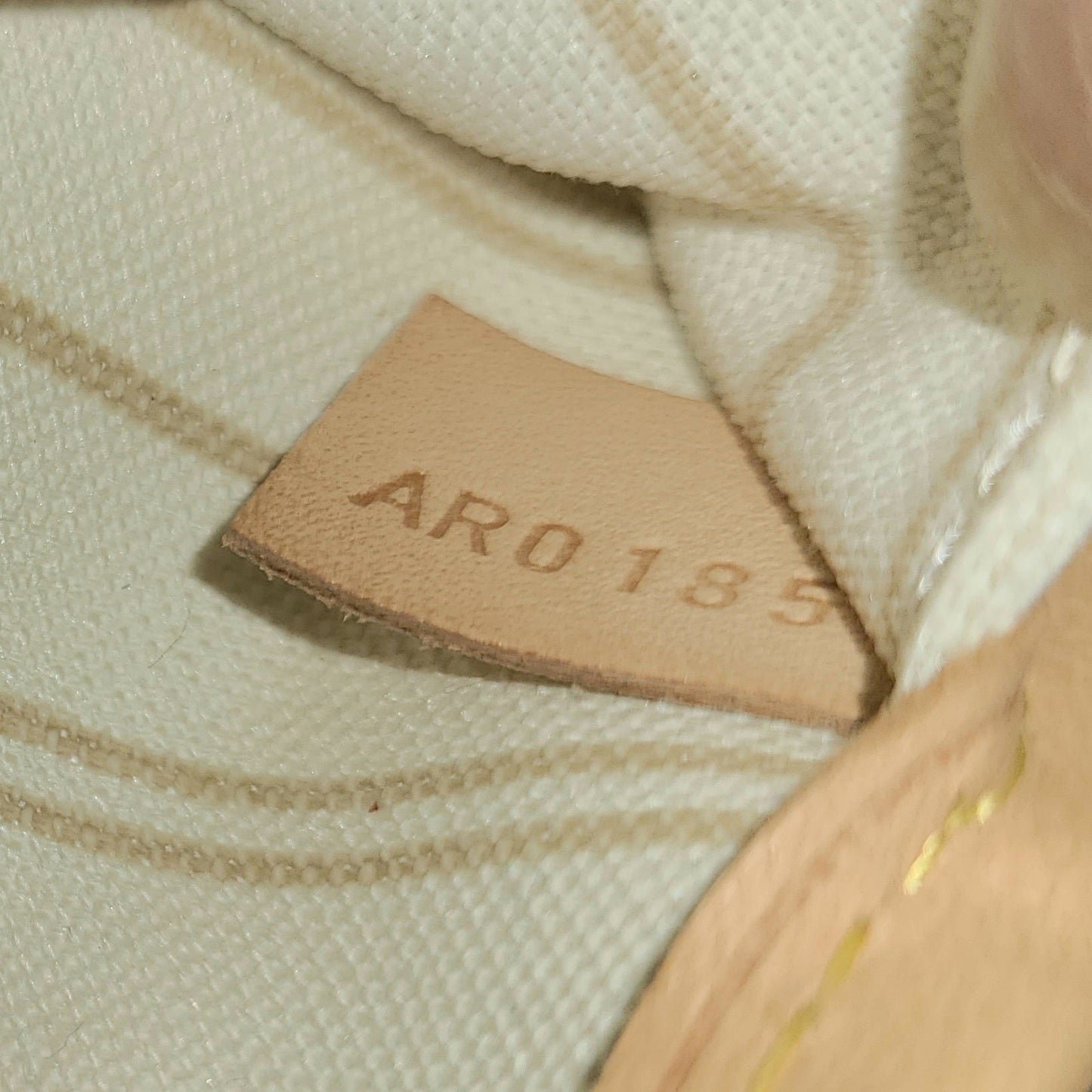 Louis Vuitton Louis Vuitton Damier Azur Neverfull PM