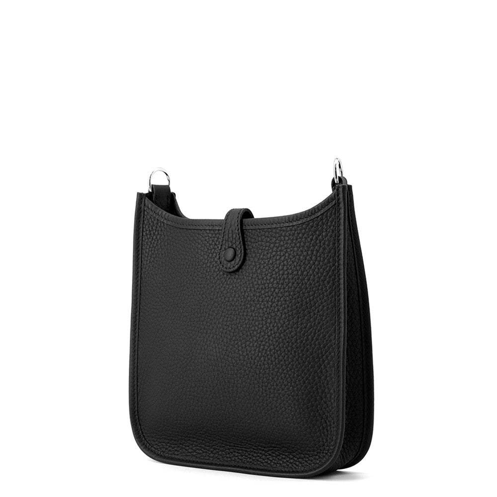 HERMES Evelyne Amazon Short Black Taurillon Clemence Size TPM
