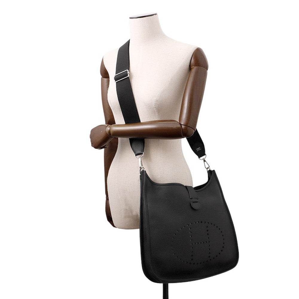 HERMES Evelyne3 Black Taurillon Clemence Size GM