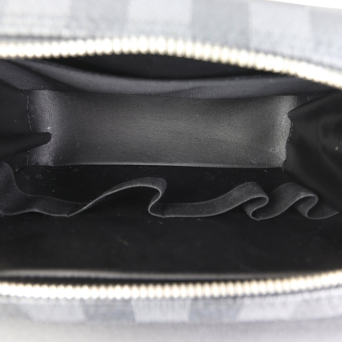 Louis Vuitton Hanging Toiletry Kit Damier Graphite