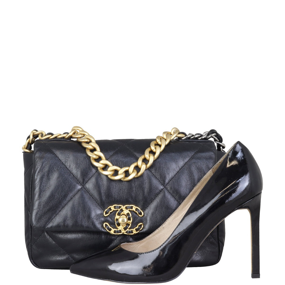 Chanel 19 Flap Bag Medium | Black