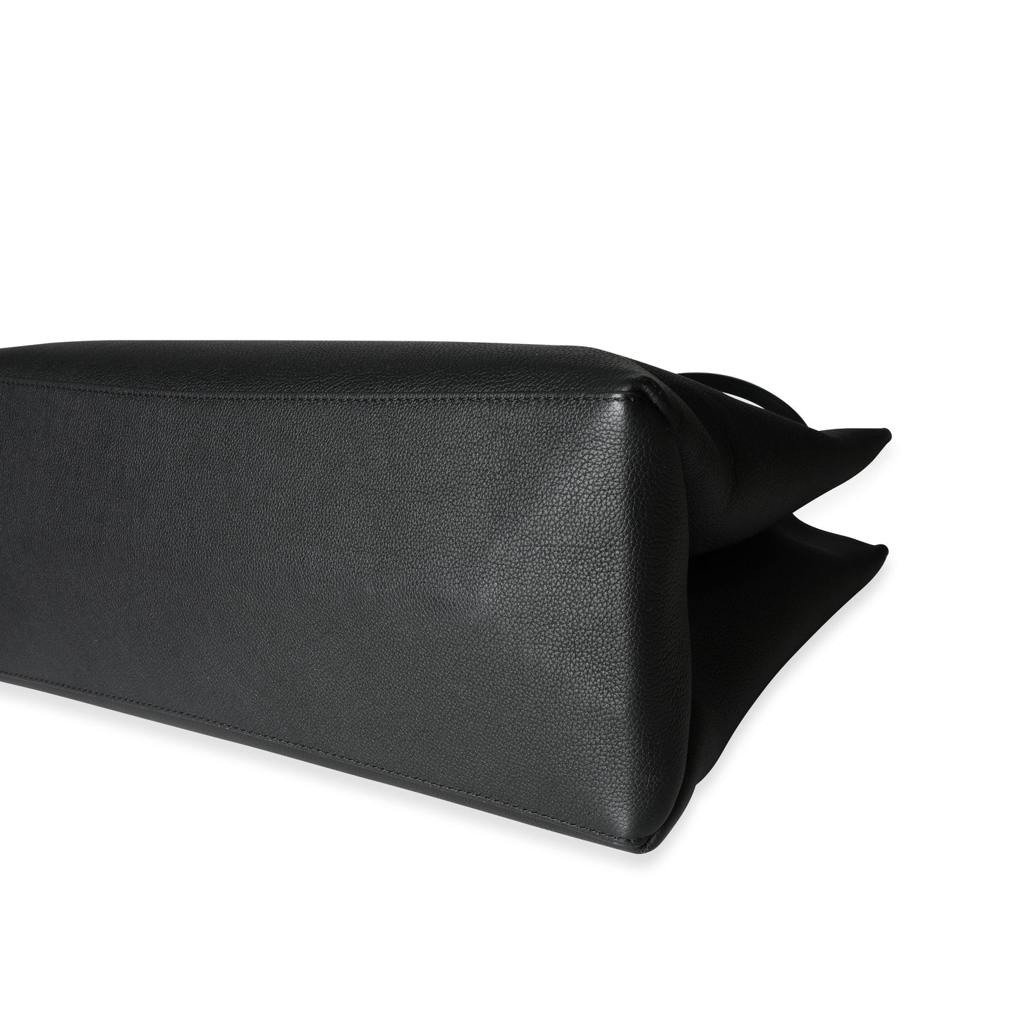 Louis Vuitton Louis Vuitton Black Grained Calf Leather Lockme Shopper