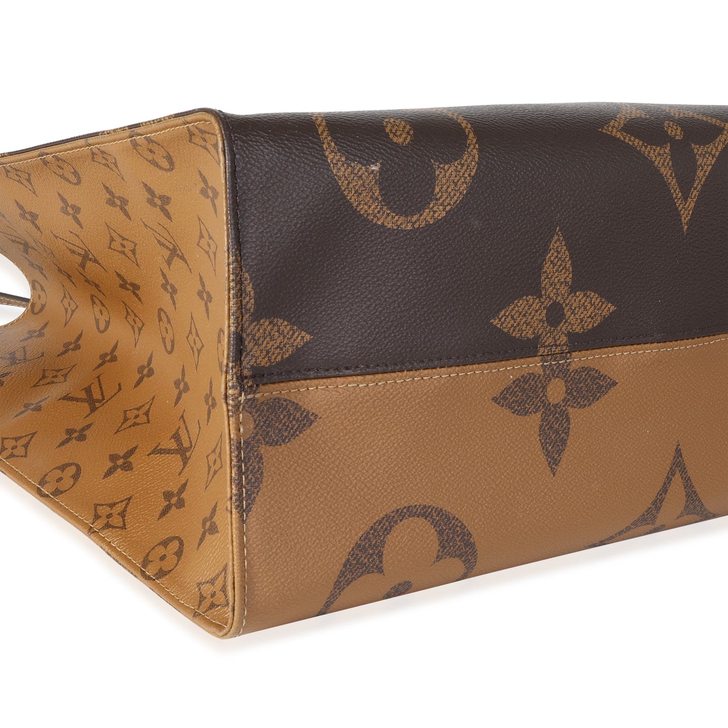 Louis Vuitton Louis Vuitton Monogram Reverse Giant Onthego GM
