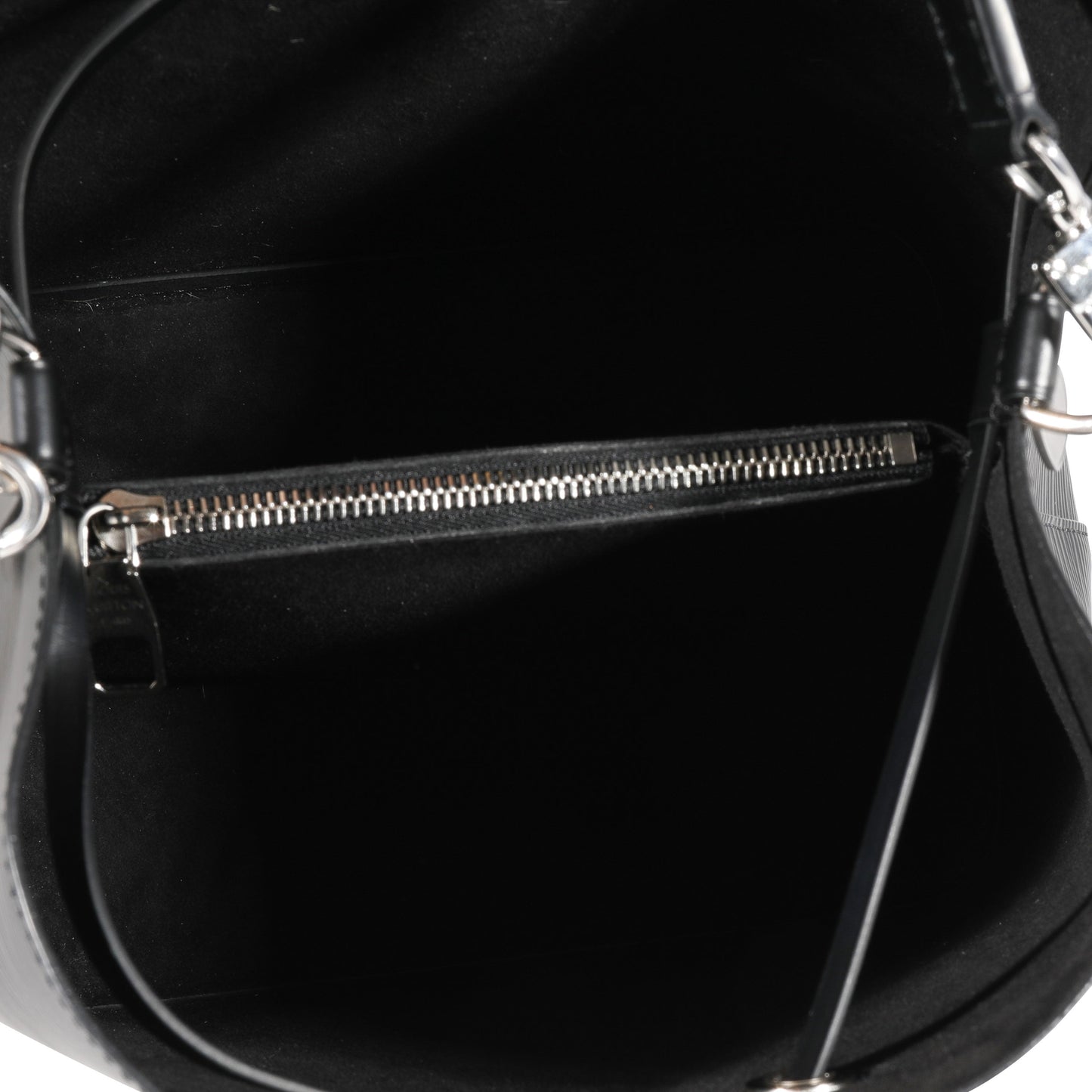 Louis Vuitton Louis Vuitton Black Epi Leather NéoNoé MM