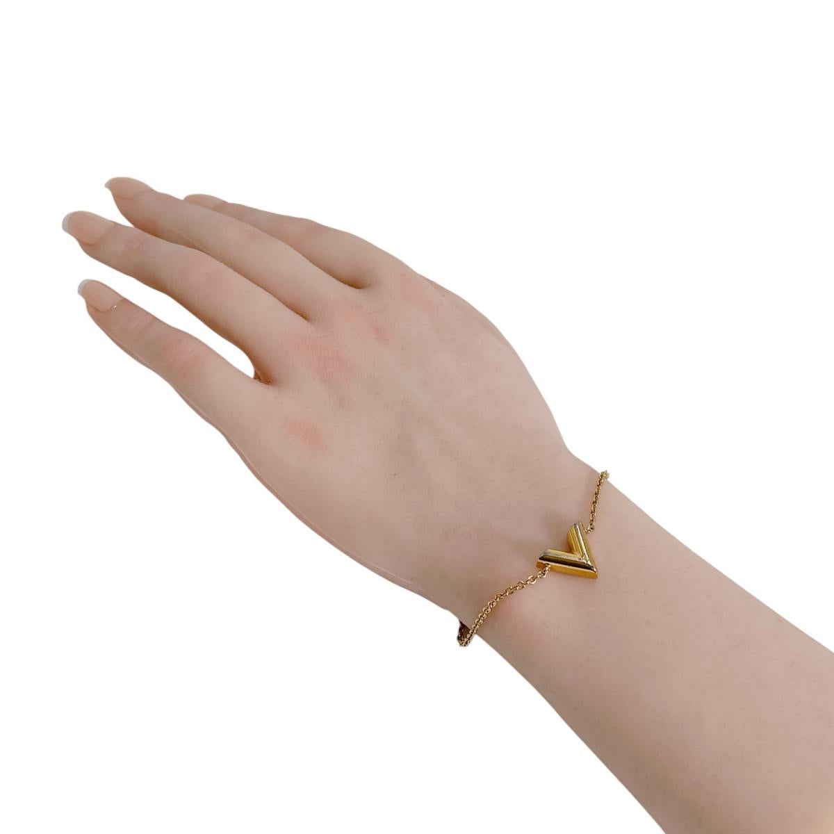 LOUIS VUITTON bracelet M61084 metal gold Essential V