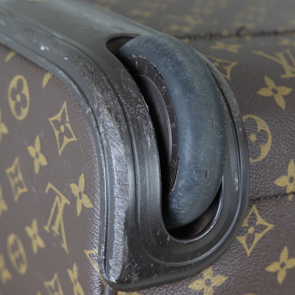 Louis Vuitton Eole 50 Rolling Luggage Bag Monogram