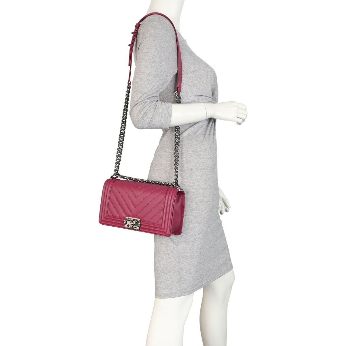 Chanel Boy Old Medium Chevron | 26 Series