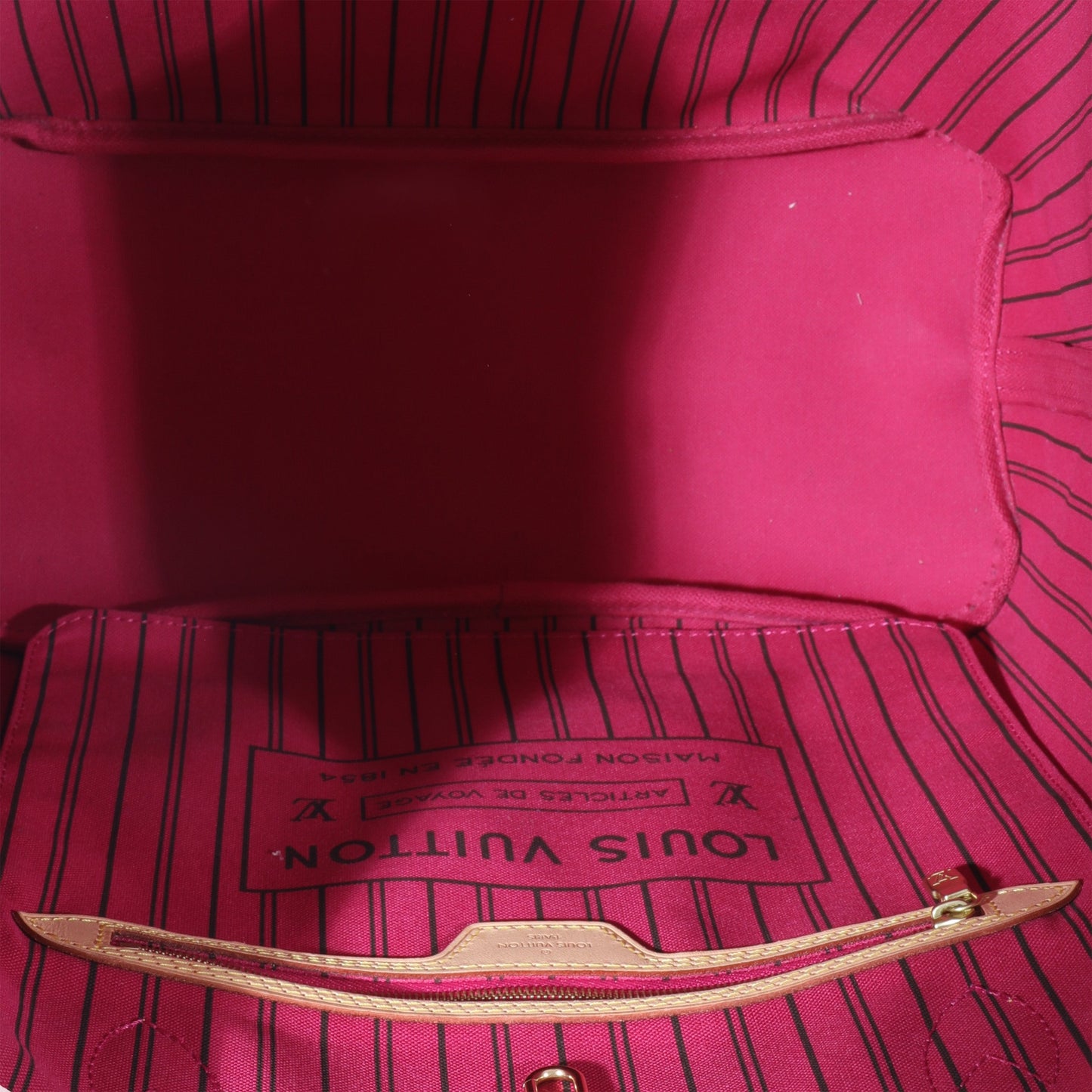 Louis Vuitton Louis Vuitton Monogram Canvas Neverfull MM