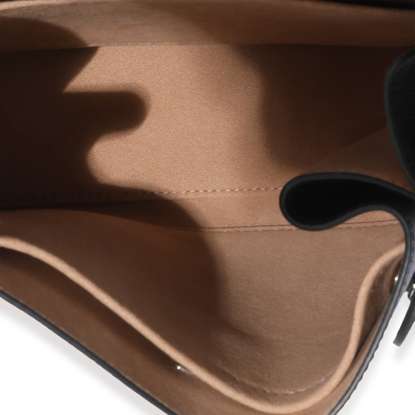 Louis Vuitton Louis Vuitton Black Leather LockMe Ever BB