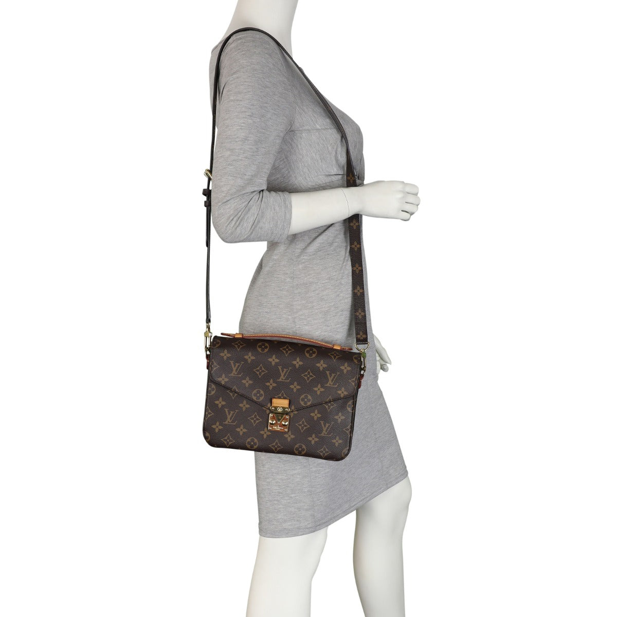 Louis Vuitton Pochette Metis Monogram