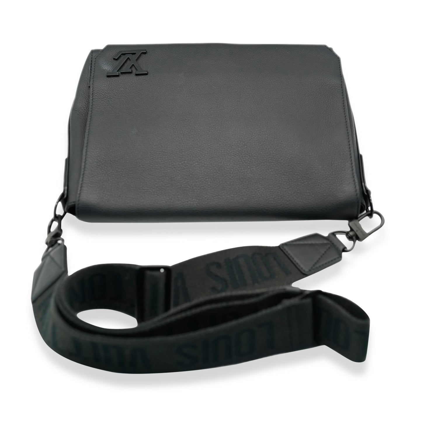 Louis Vuitton Black Grained Calf Leather Aerogram Takeoff Messenger