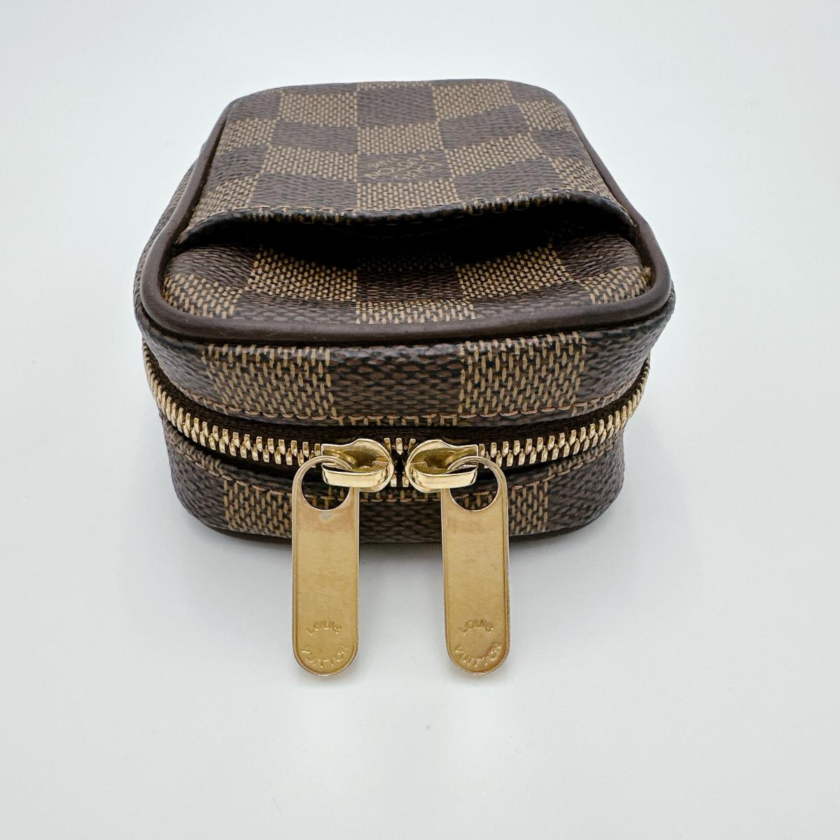 LOUIS VUITTON Pouch N61738 Damier canvas Brown Pouch Damier Etui / Okapi PM unisex(Unisex)
