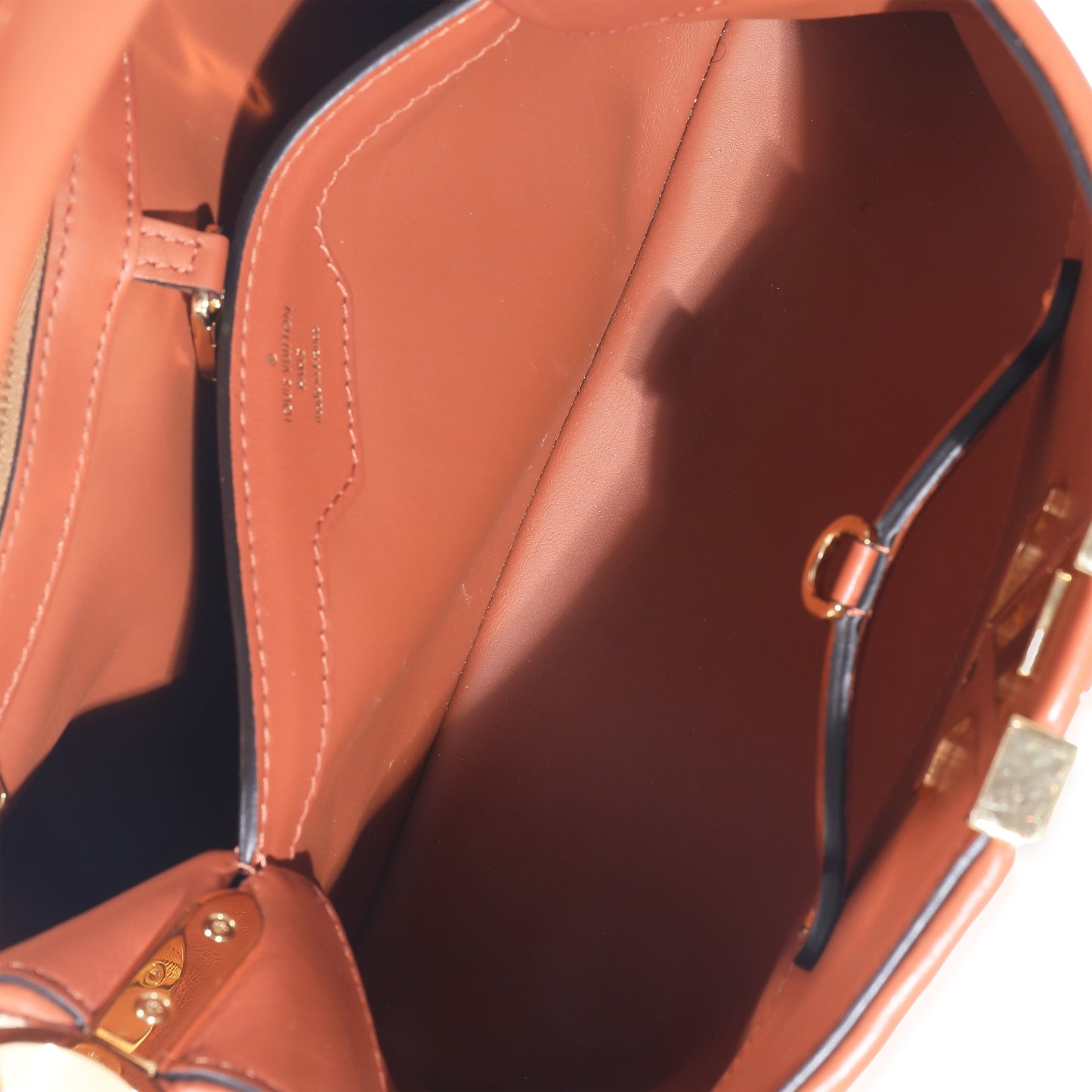 Louis Vuitton Caramel Leather & Beige Raffia Capucines MM