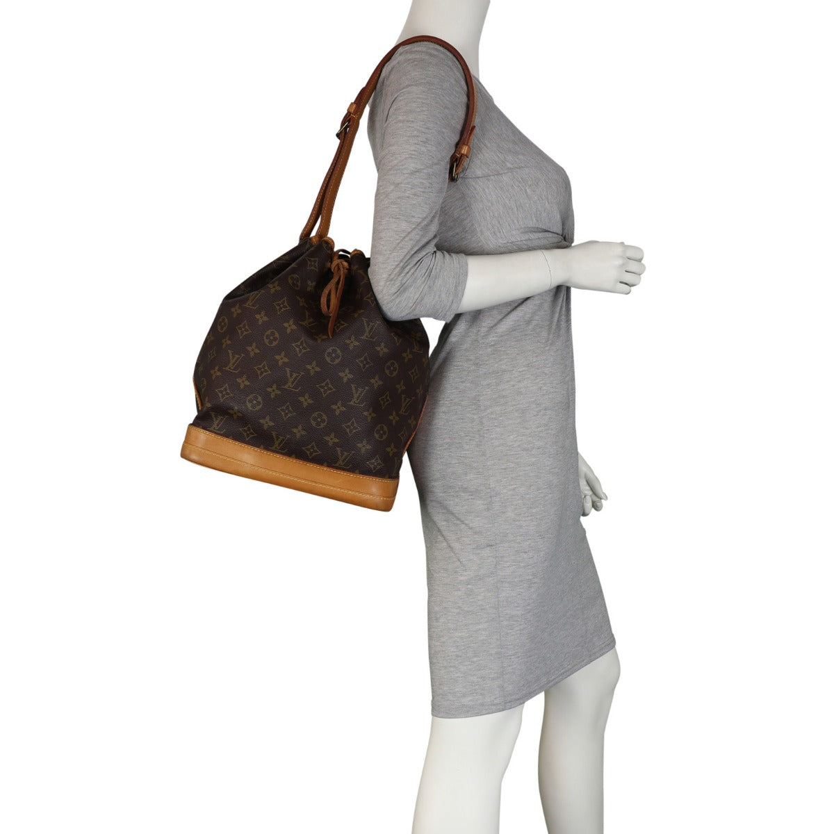 Louis Vuitton Noe Monogram