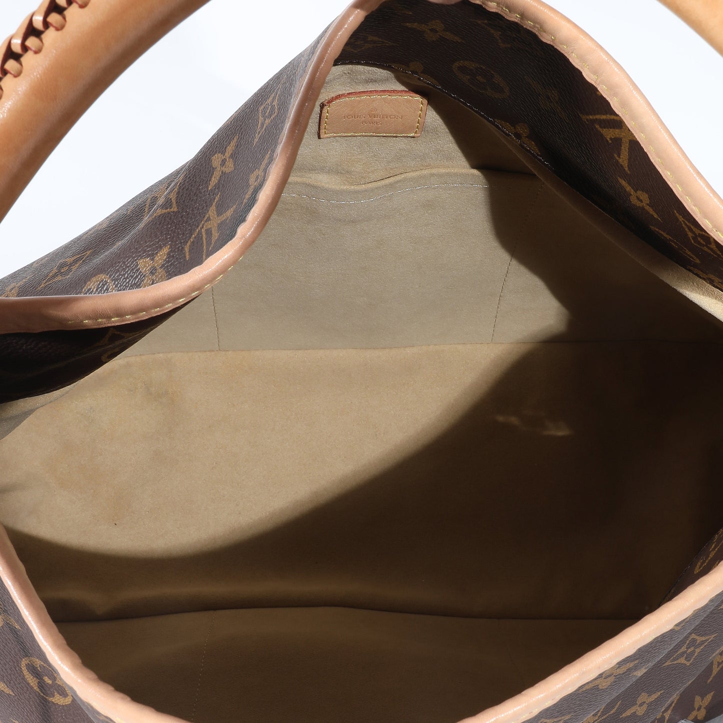Louis Vuitton Louis Vuitton Monogram Canvas Artsy MM
