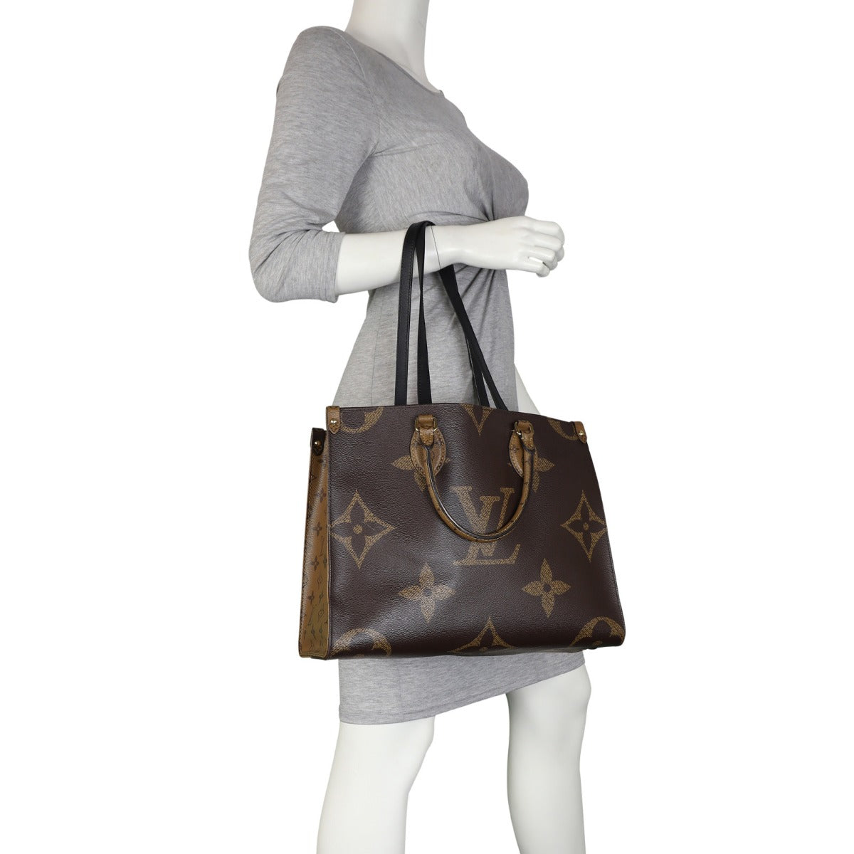 Louis Vuitton OnTheGo MM Monogram Giant Reverse