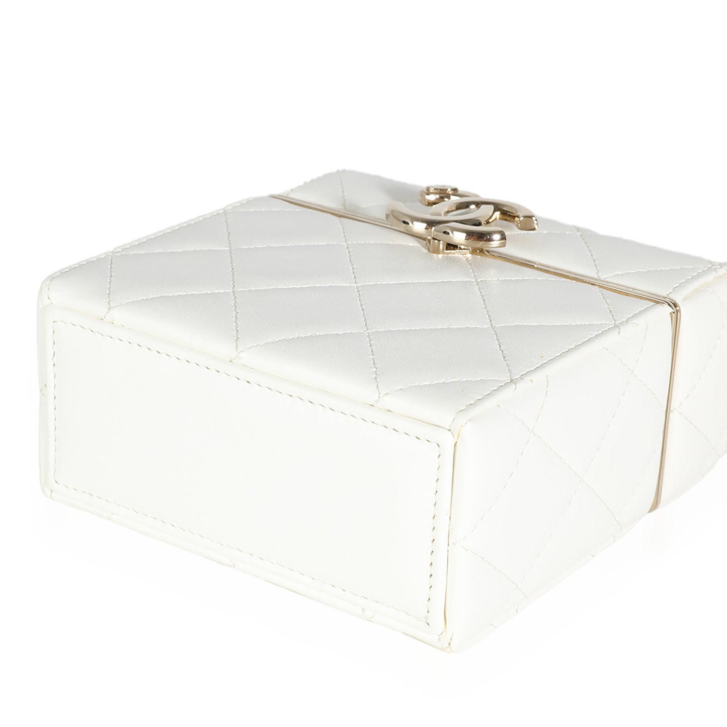 Chanel 22P White Quilted Lambskin Mini Box Clutch