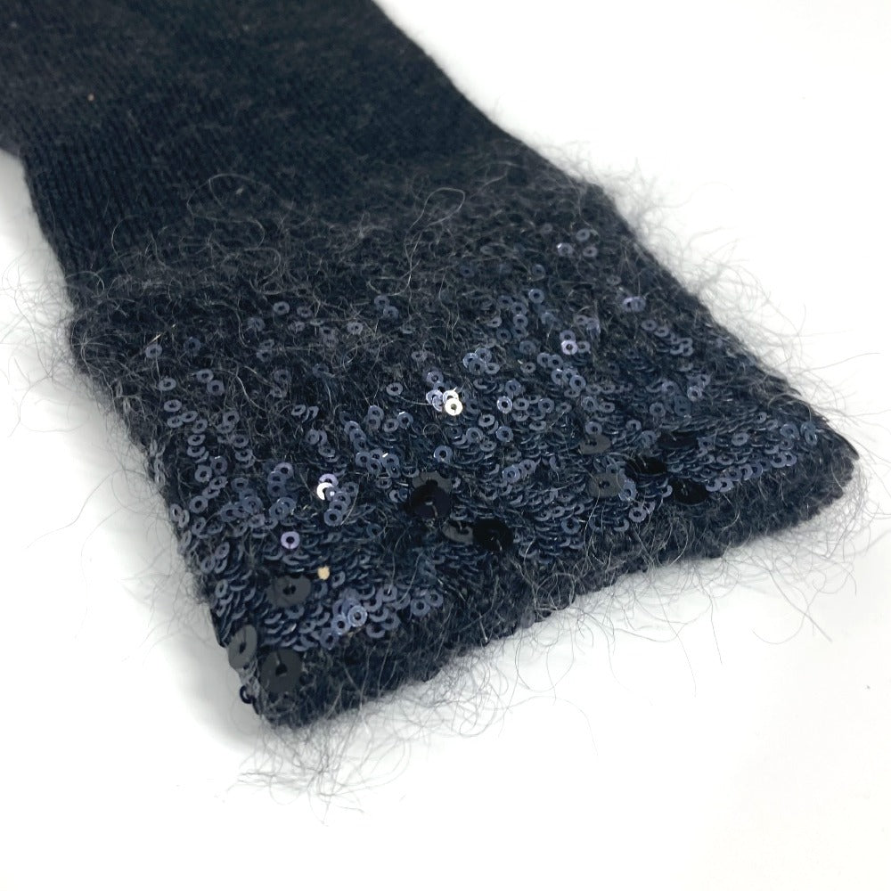 LOUIS VUITTON gloves Wool, Mohair gray Metal plate Sequin logo Women