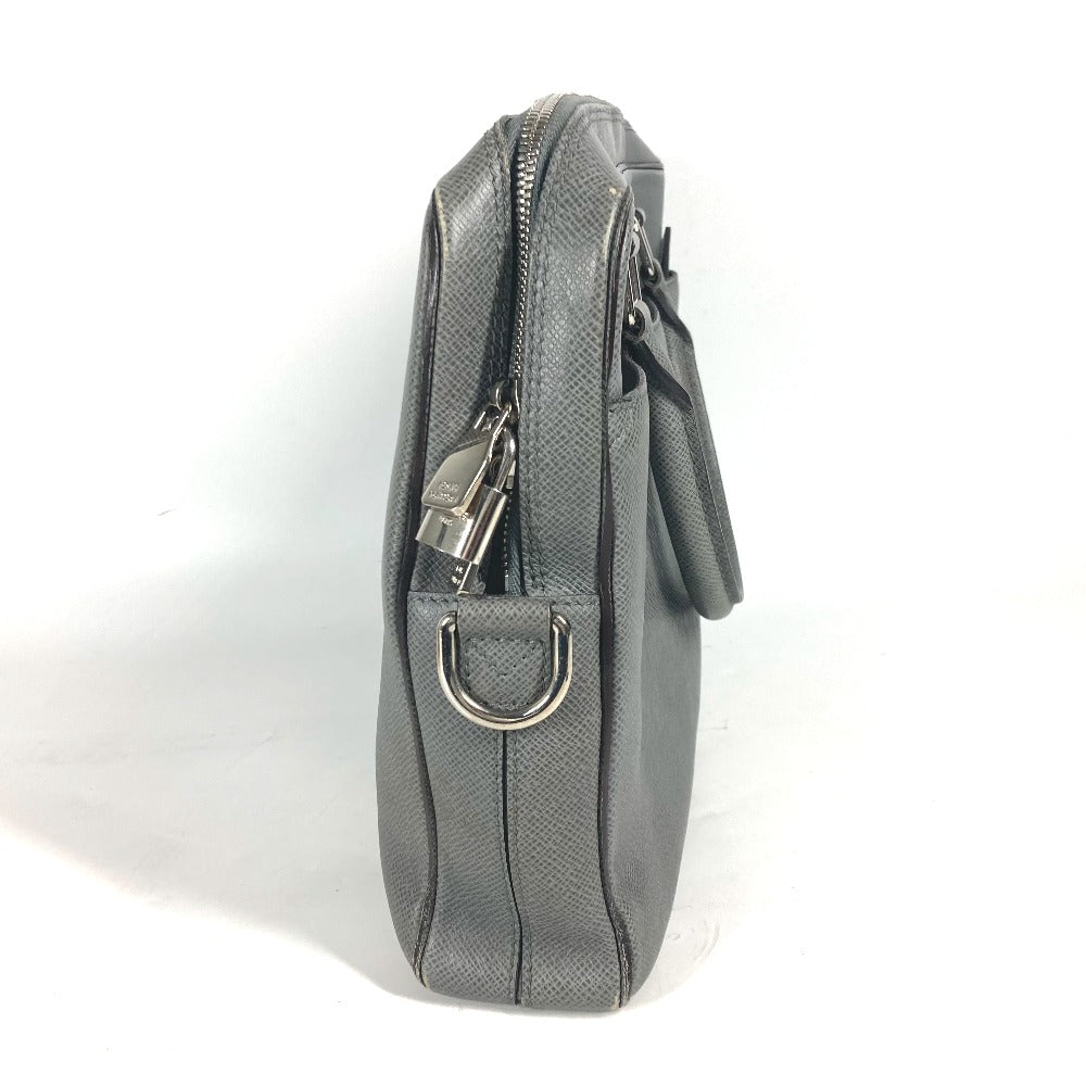 LOUIS VUITTON Business bag M32711 Taiga Leather gray Taiga Taiga Porto Document Business PDB mens