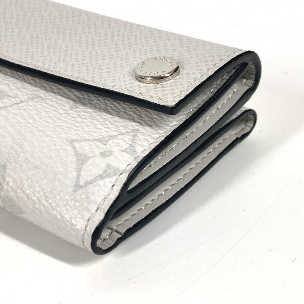 LOUIS VUITTON Trifold wallet M30899 Taiga Leather, Monogram Canvas white Taigalama Discovery Compact Wallet unisex(Unisex)