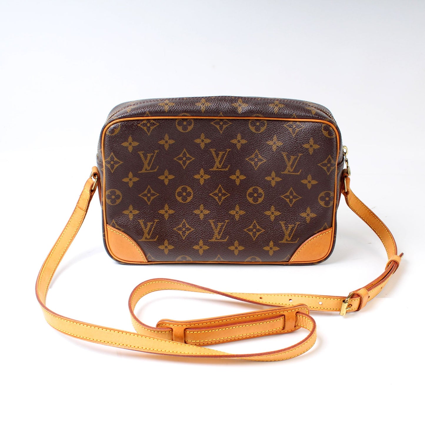 Louis Vuitton Trocadero 27 Monogram