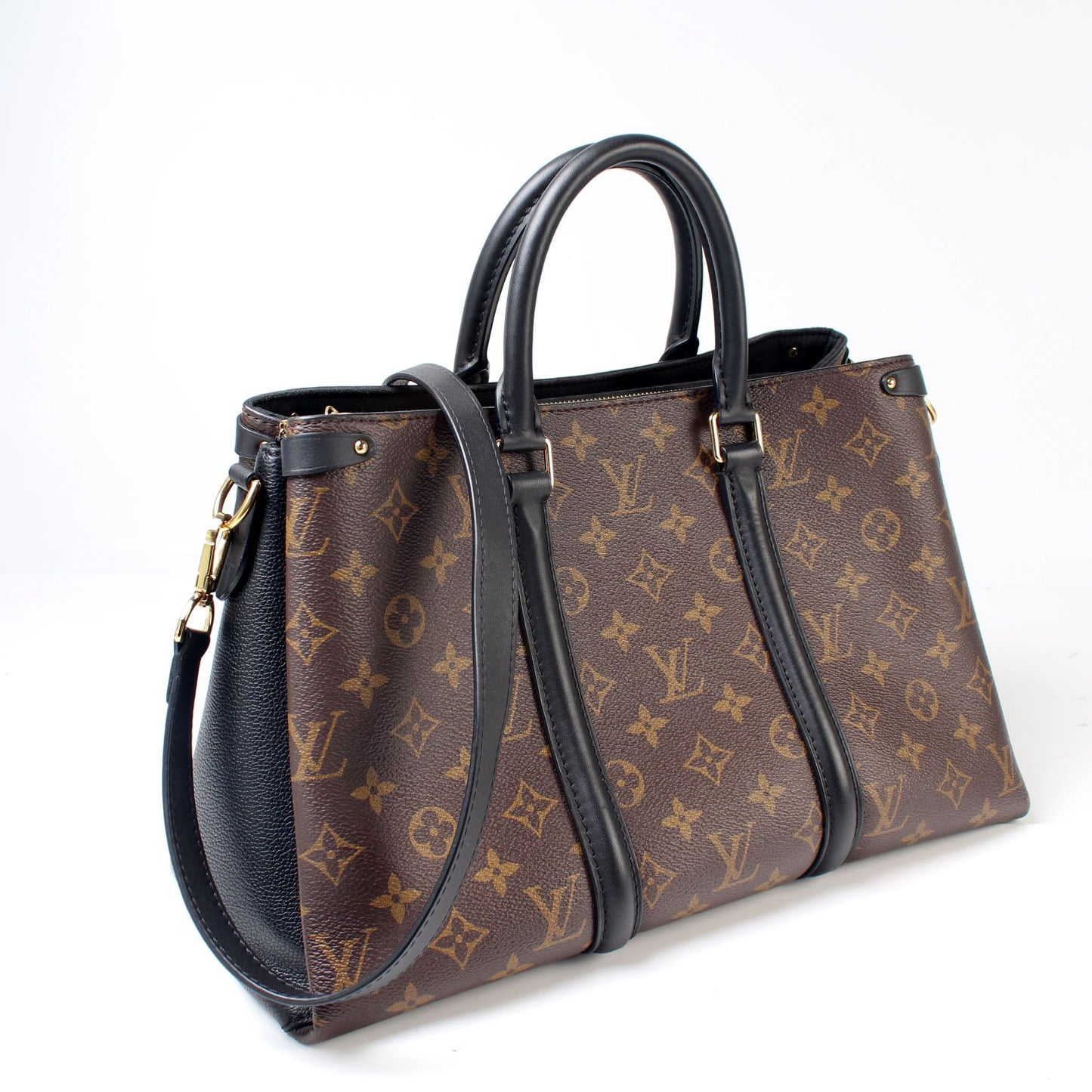 Louis Vuitton Soufflot MM Monogram