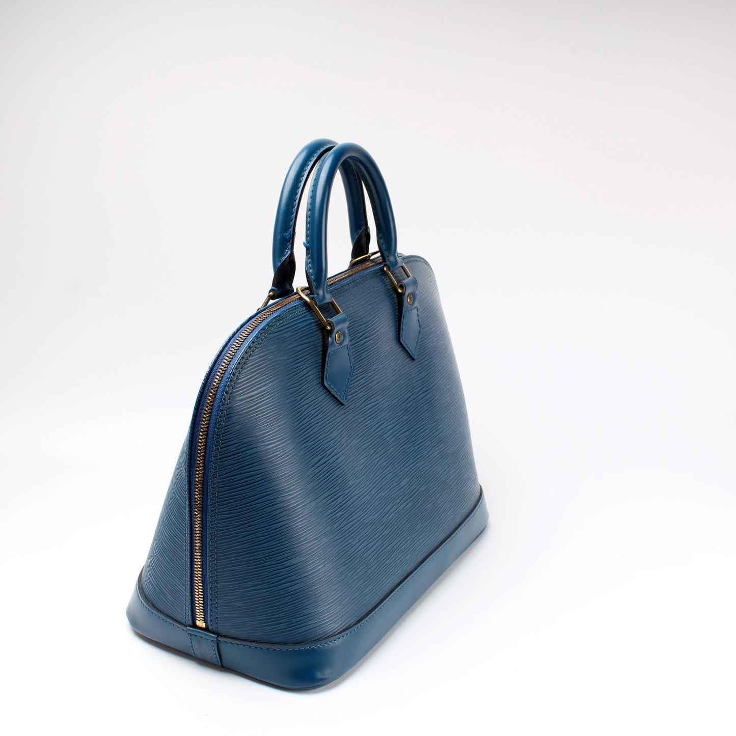 Louis Vuitton Alma PM Epi Older