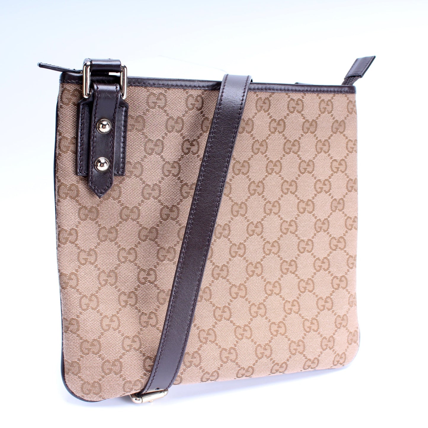 Gucci 257246 GG Canvas Flat Messenger Bag