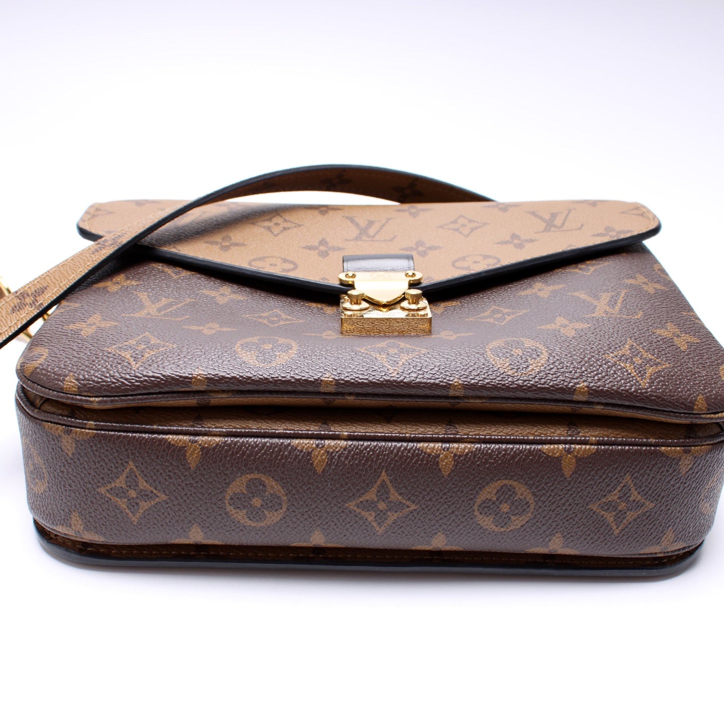 Louis Vuitton Pochette Metis Reverse Monogram