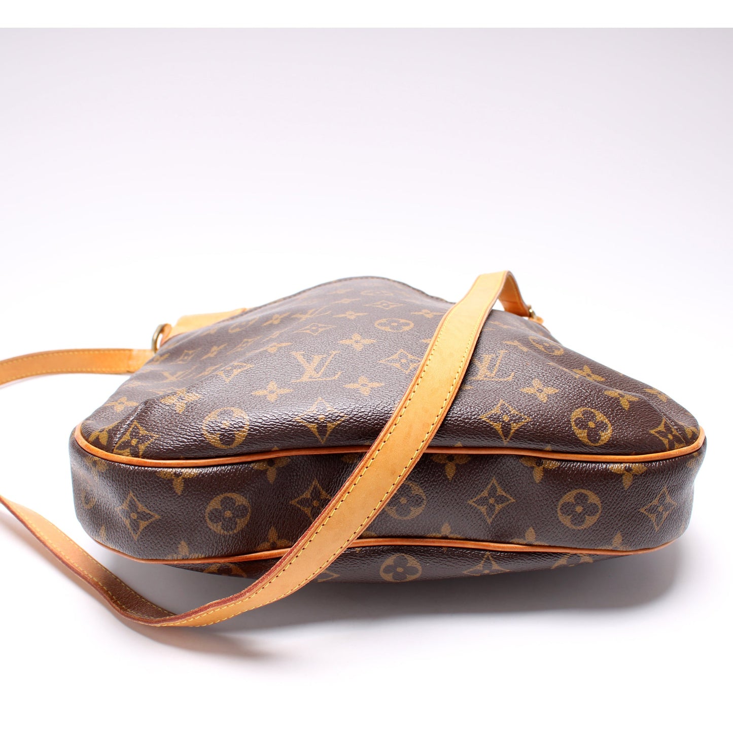 Louis Vuitton Odeon MM Monogram