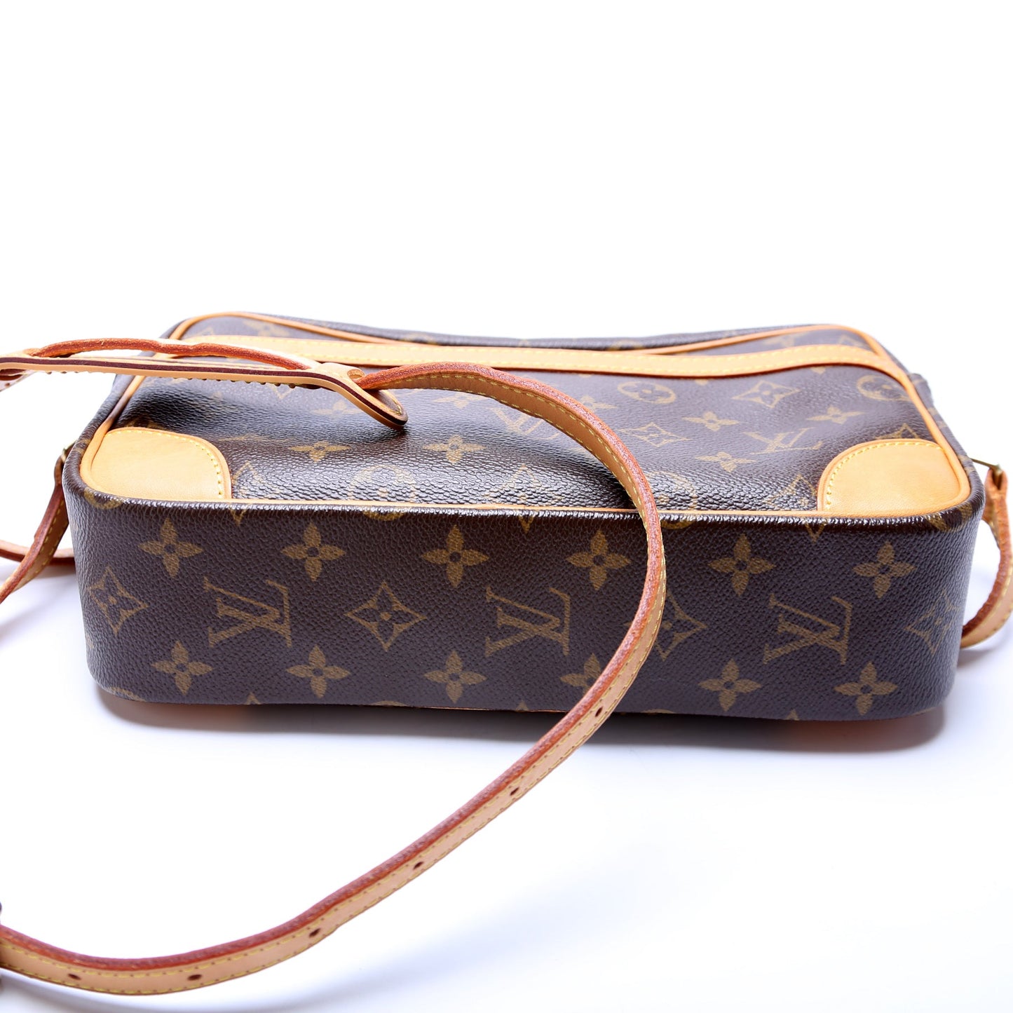 Louis Vuitton Trocadero 27 Monogram