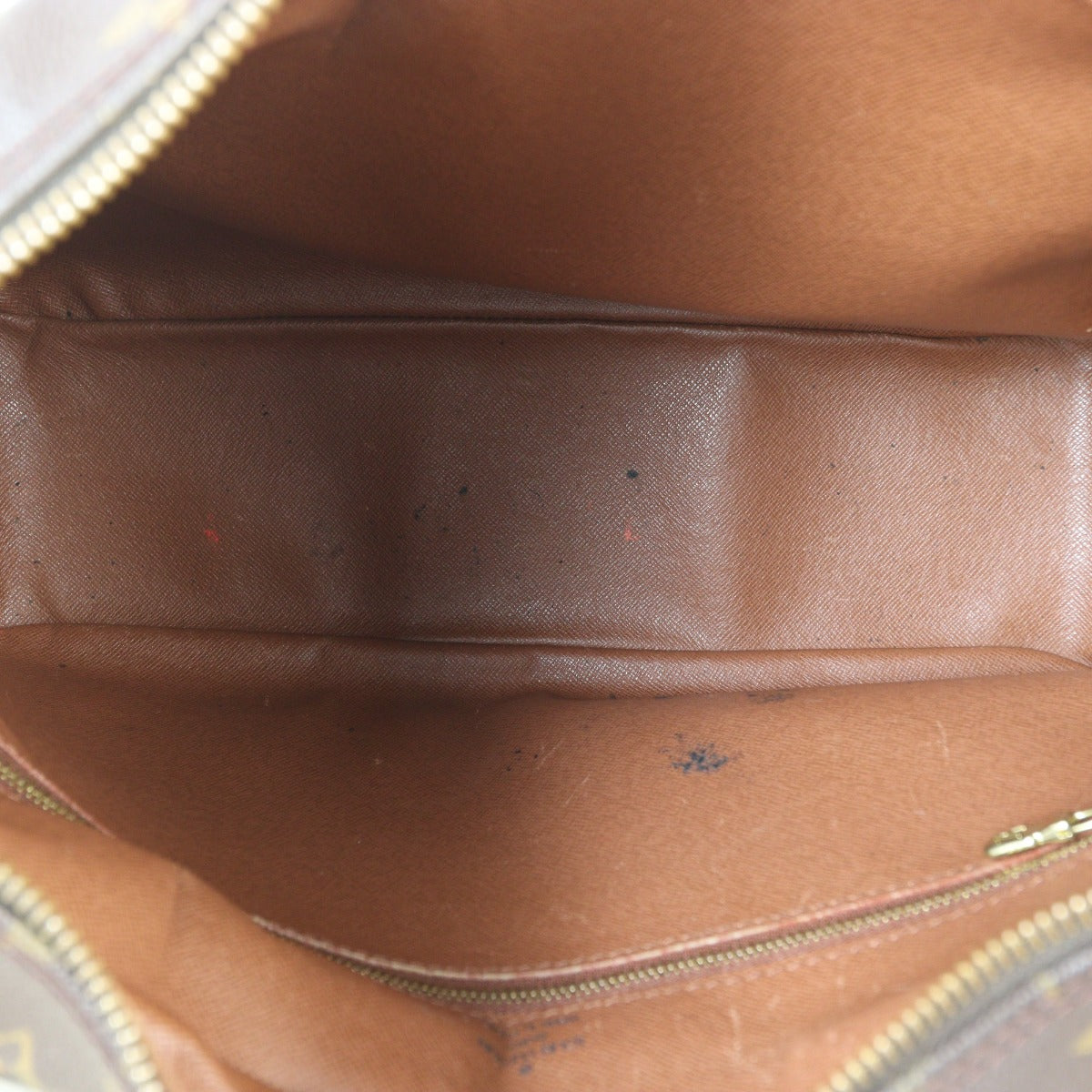 Louis Vuitton Boulogne 35 Monogram