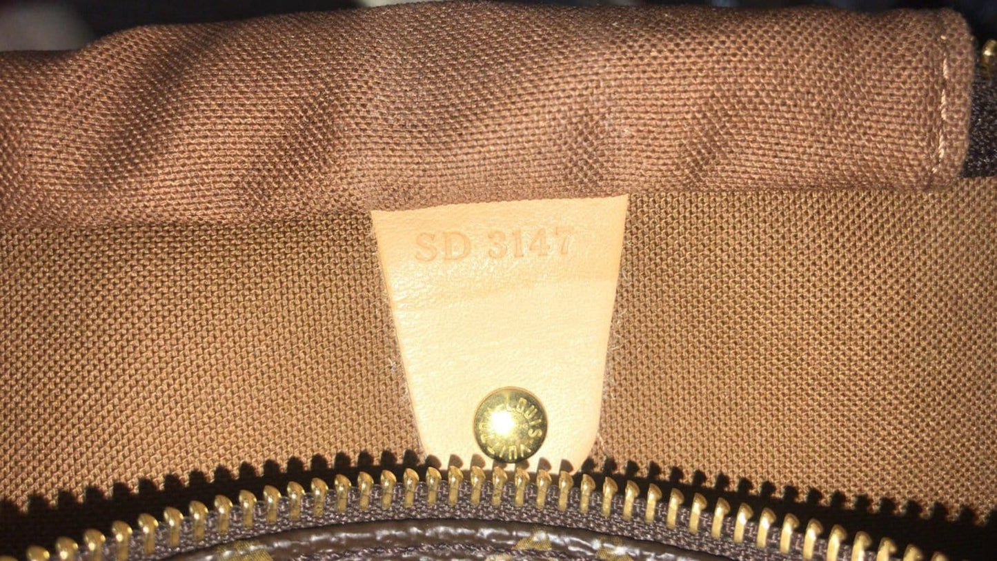 LOUIS VUITTON Speedy 35 Monogram Canvas Satchel Bag