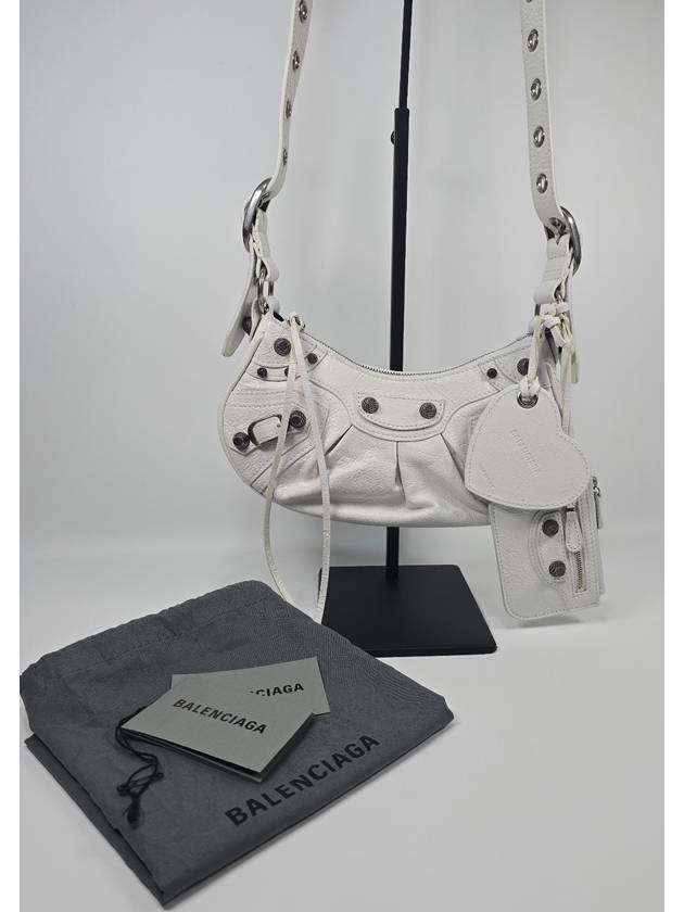 Luxury Balenciaga Trending 2025 Le Cargol xs shoulder bag