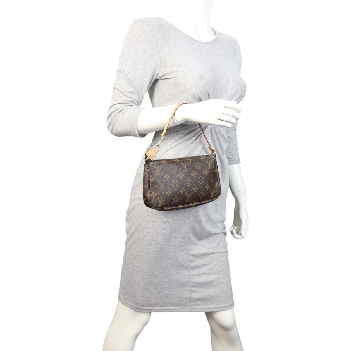 Louis Vuitton Pochette Accessories Monogram
