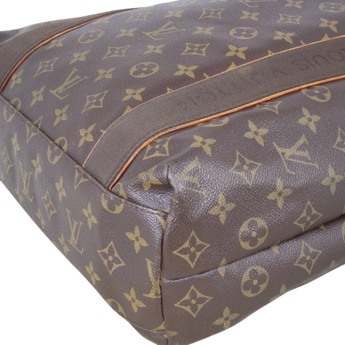 Louis Vuitton Beaubourg Tote Monogram