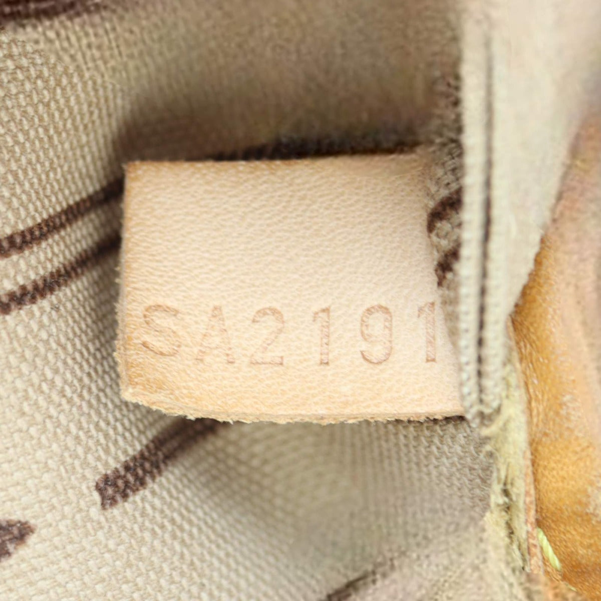 Louis Vuitton Neverfull MM Monogram