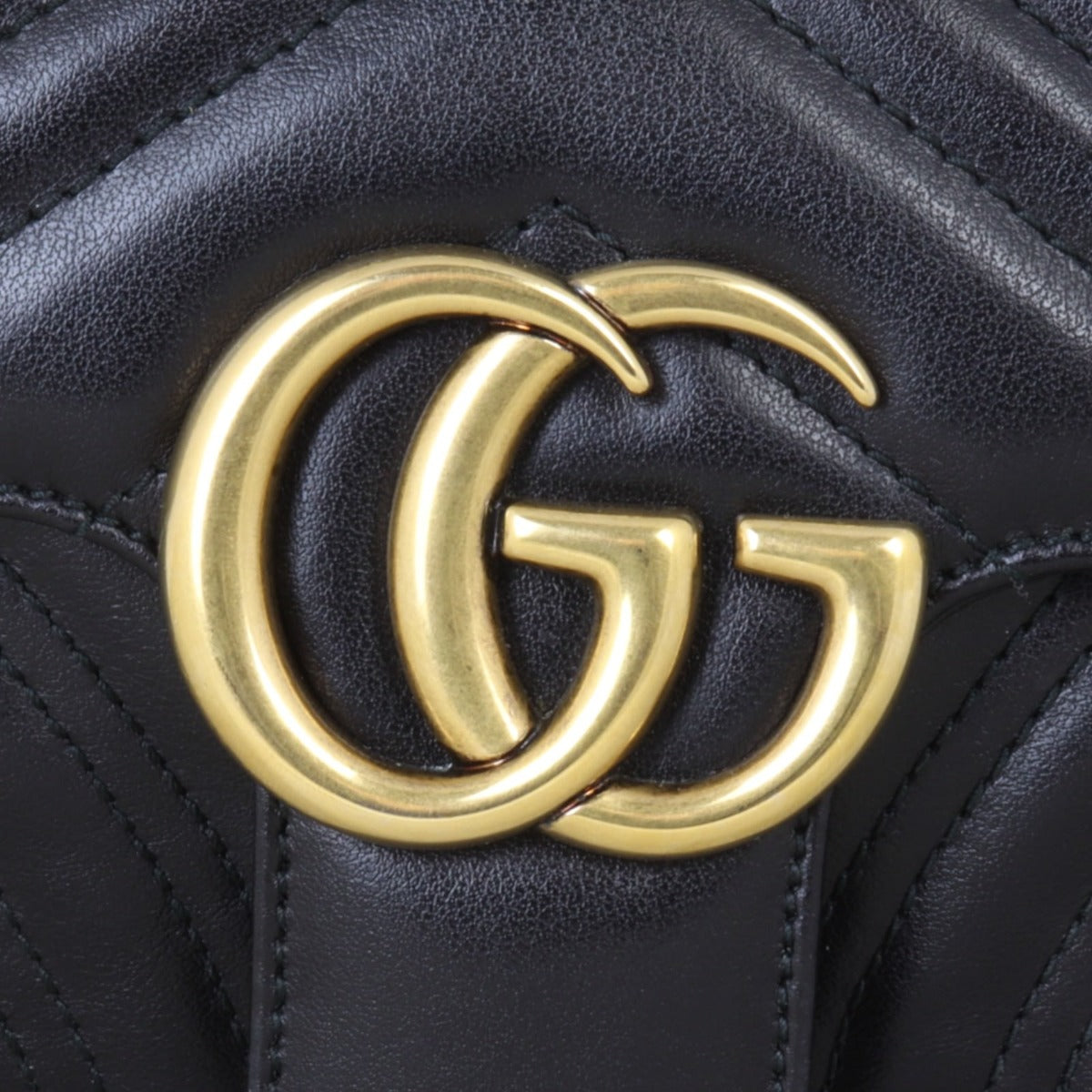 Gucci GG Marmont Matelasse Mini Shoulder Bag