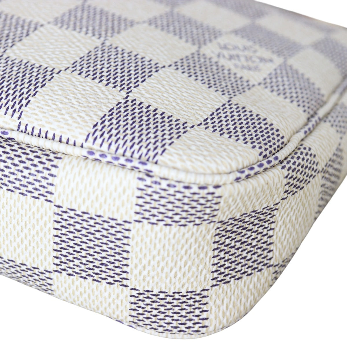 Louis Vuitton Pochette Accessoires Damier Azur