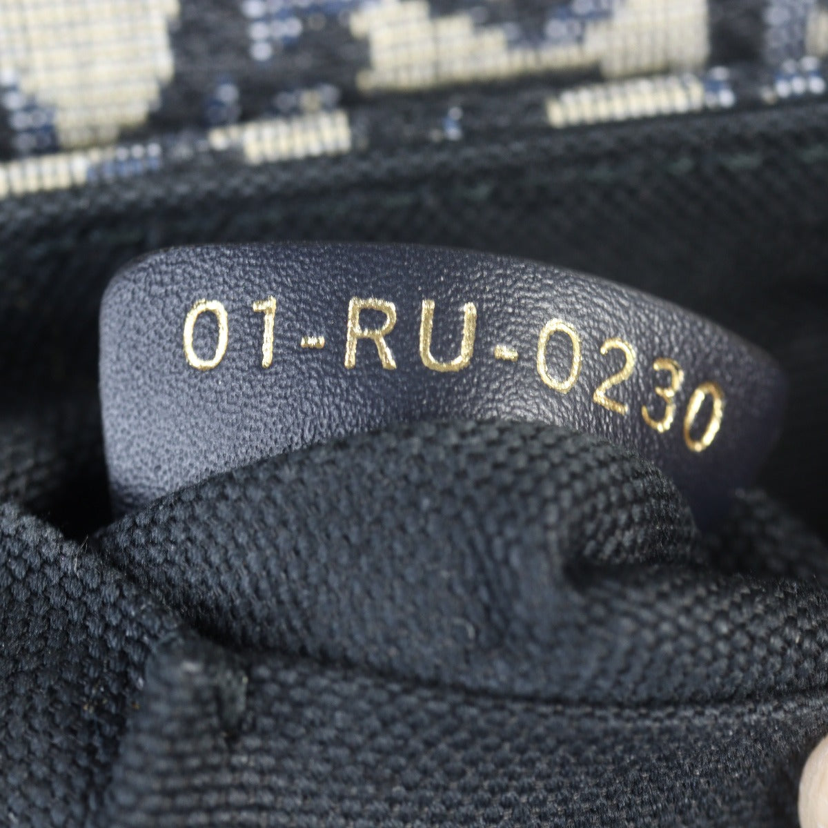 Dior 30 Montaigne Box Bag Oblique