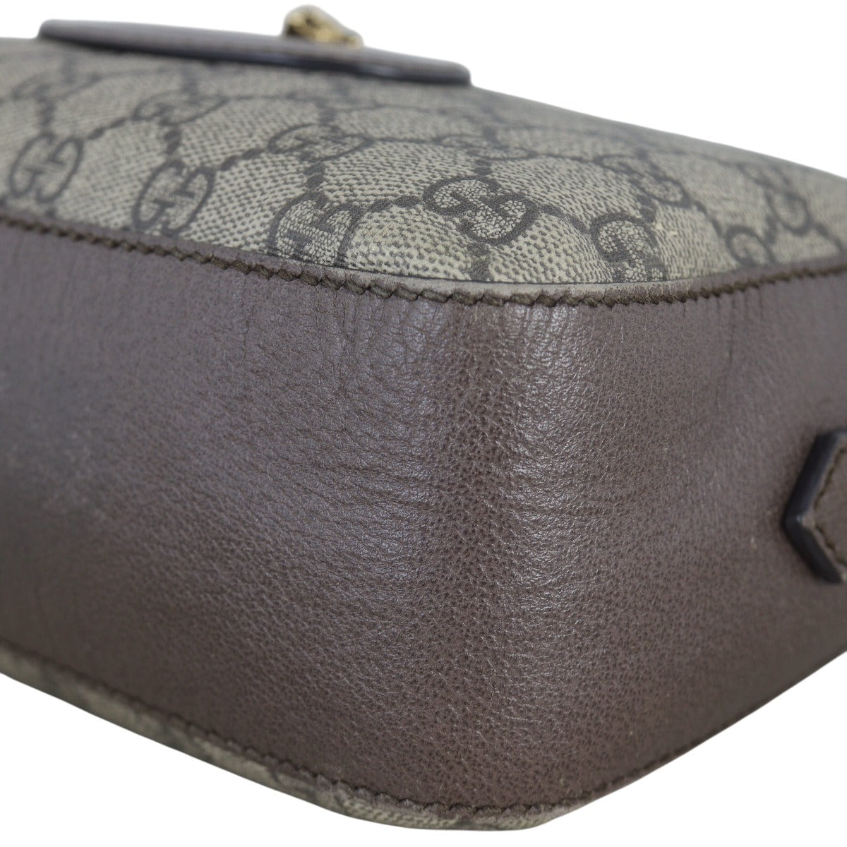 Gucci Neo Vintage GG Supreme Messenger Bag