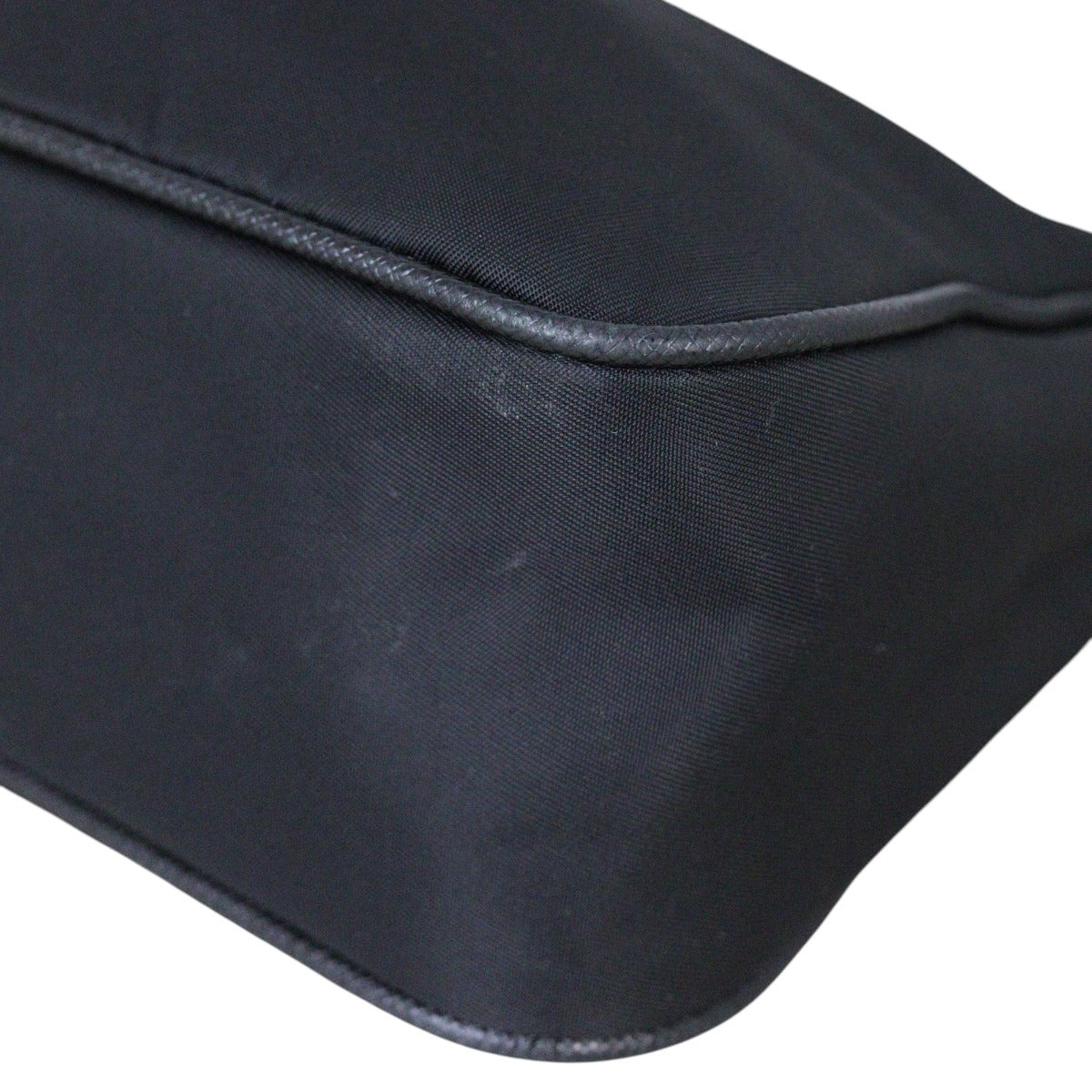 Prada Re-Edition 2005 Tessuto Shoulder Bag