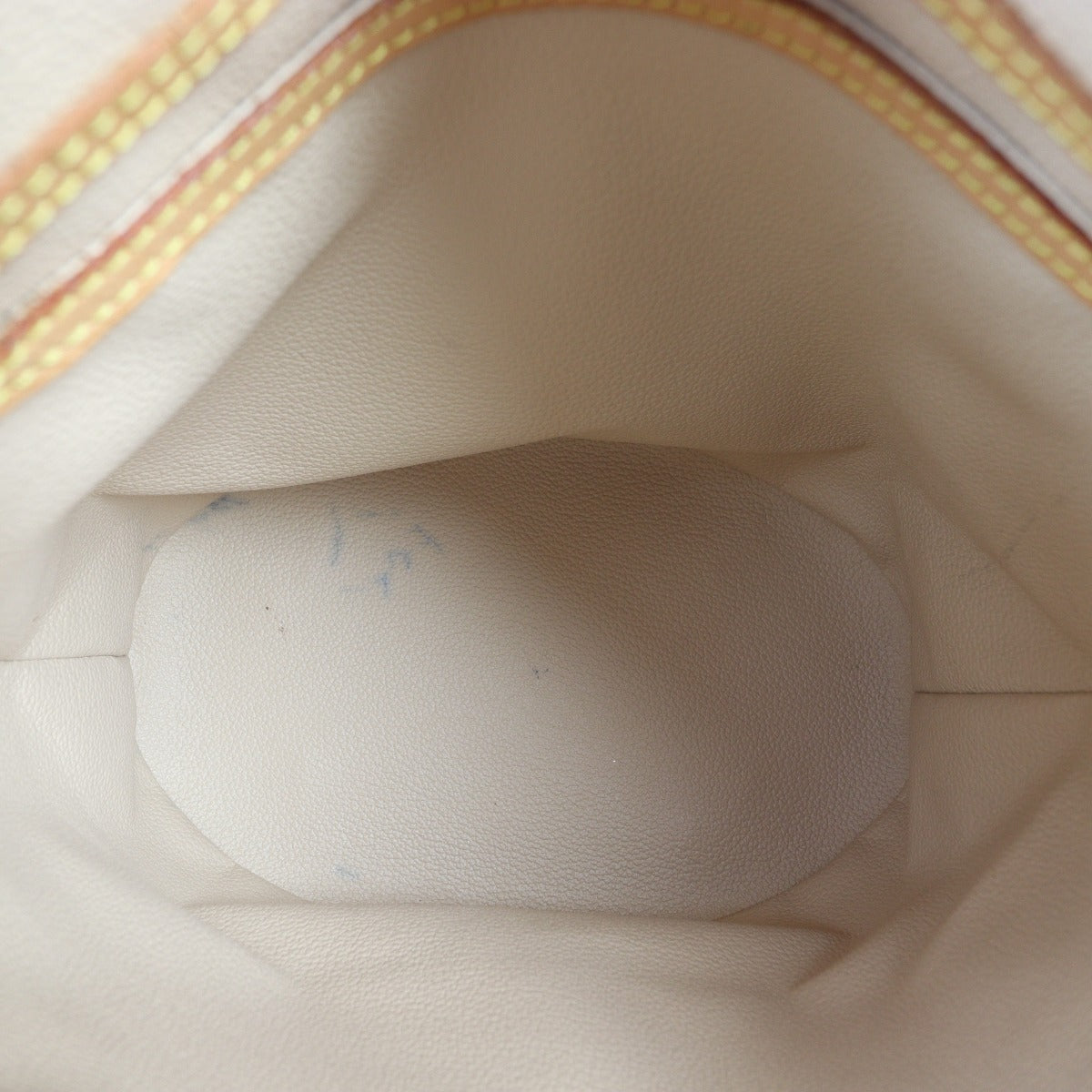 Louis Vuitton Petite Bucket Bag Monogram