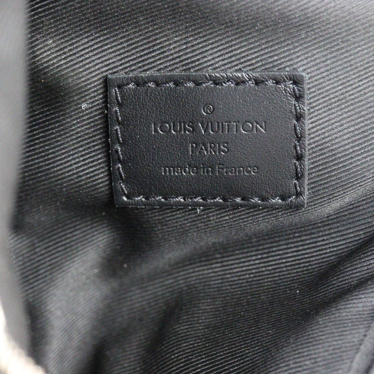 Louis Vuitton Scott Messenger Damier Graphite
